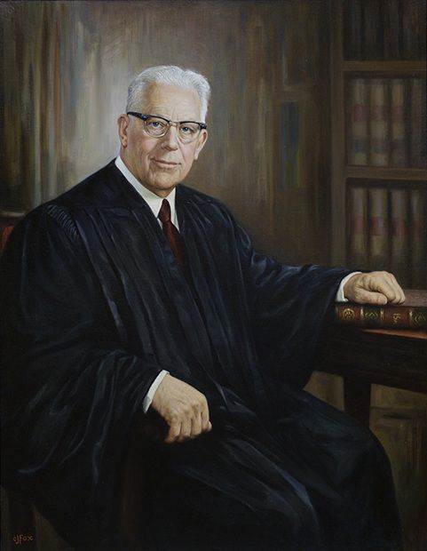 EarlWarren (Earl Warren)